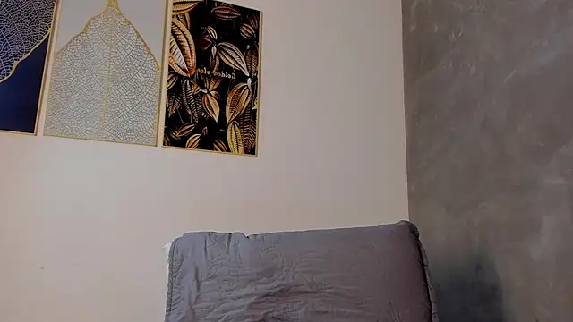 dylan cross  online show from 4, 12, 2025