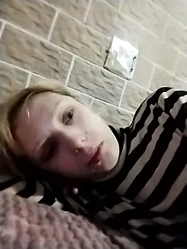 Ponka2011 online show from 8, 11, 2025