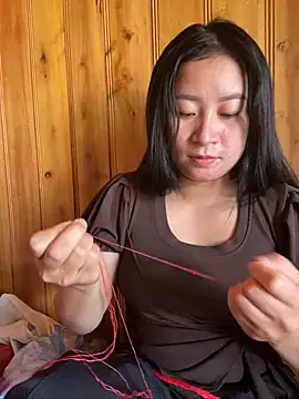 violet-00 online show from 10, 10, 2025