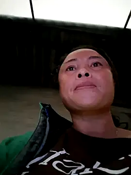 xuxulovezz online show from 31, 10, 2025