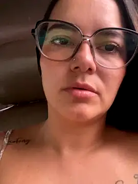 Snapshot of sofia_salie chatting on 8, 11, 2025 sofia salie online show from 8, 11, 2025