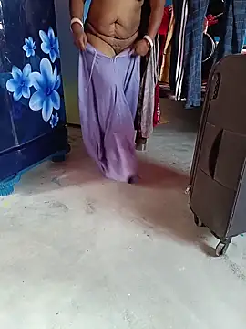 Snapshot of reya743 chatting on 6, 3, 2026 reya743 online show from 6, 3, 2026