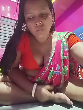 Snapshot of reya743 chatting on 10, 3, 2026 reya743 online show from 10, 3, 2026