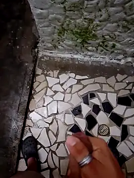 SALCEDO 041198 online show from 20, 10, 2025