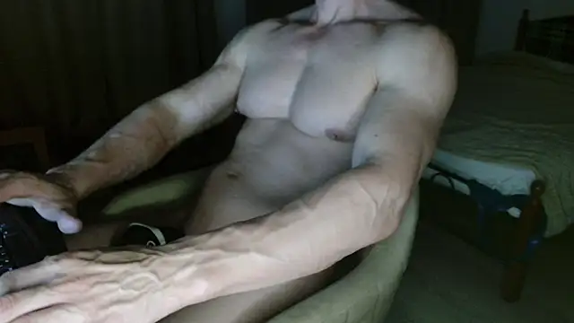 Snapshot of Freeze_Fire chatting on 28, 9, 2025 Freeze Fire online show from 28, 9, 2025