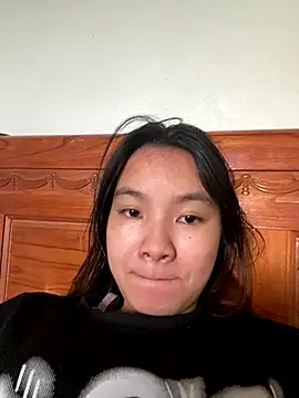 Snapshot of Susuu19 chatting on 26, 11, 2025 Susuu19 online show from 26, 11, 2025