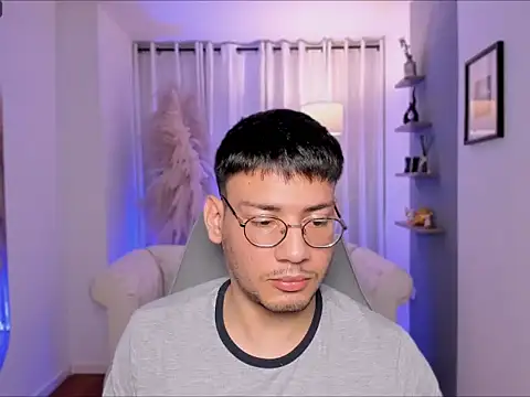 Snapshot of marcuswildx chatting on 28, 11, 2025 marcuswildx online show from 28, 11, 2025