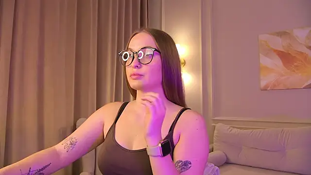 Eva Haris online show from 6, 10, 2025
