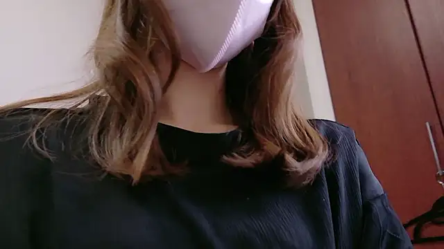 saku sakura  online show from 10, 11, 2025