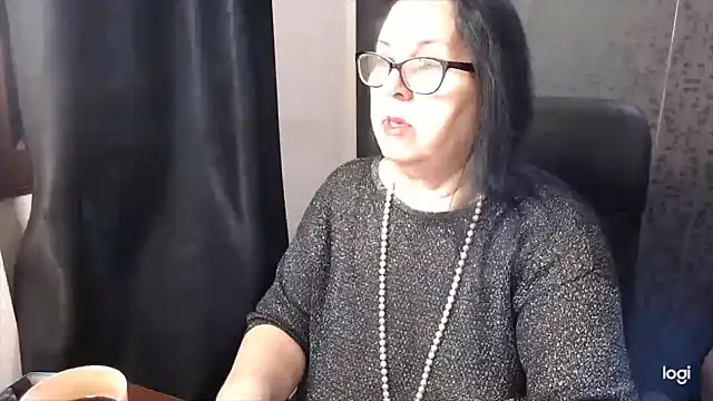 MissSanjanne online show from 18, 11, 2025