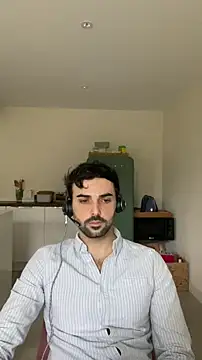 Snapshot of eauminerale chatting on 9, 3, 2026 eauminerale online show from 9, 3, 2026