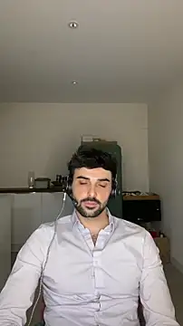 Snapshot of eauminerale chatting on 3, 4, 2026 eauminerale online show from 3, 4, 2026