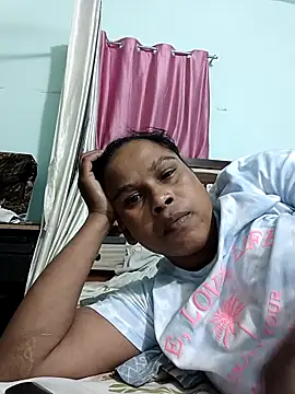 Snapshot of soniyasingh9044 chatting on 21, 10, 2025 soniyasingh9044 online show from 21, 10, 2025