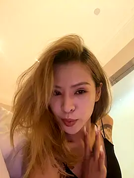 Snapshot of miumiu-66 chatting on 8, 10, 2025 miumiu-66 online show from 8, 10, 2025