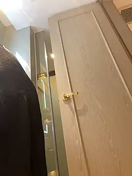 Snapshot of miumiu-66 chatting on 19, 11, 2025 miumiu-66 online show from 19, 11, 2025