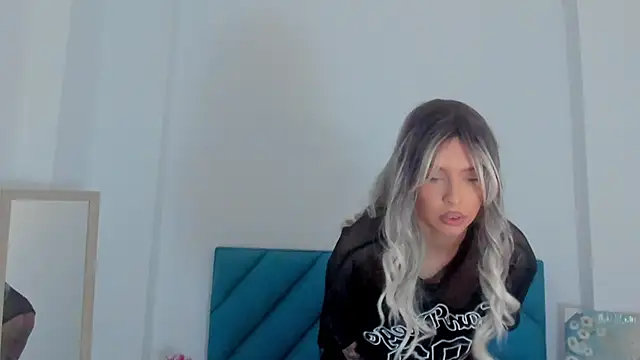 MeganSin  online show from 9, 4, 2026