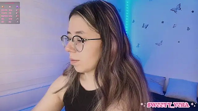 Snapshot of sweettvera chatting on 18, 10, 2025 sweettvera online show from 18, 10, 2025