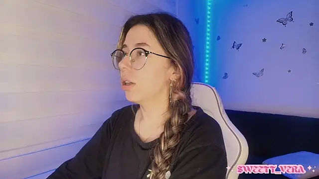 Snapshot of sweettvera chatting on 3, 11, 2025 sweettvera online show from 3, 11, 2025