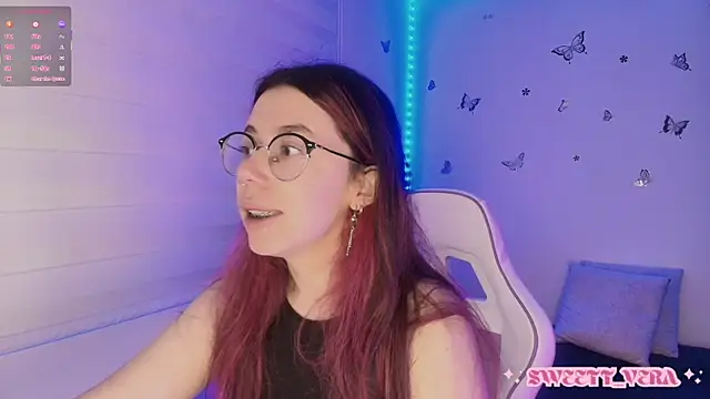 Snapshot of sweettvera chatting on 11, 11, 2025 sweettvera online show from 11, 11, 2025