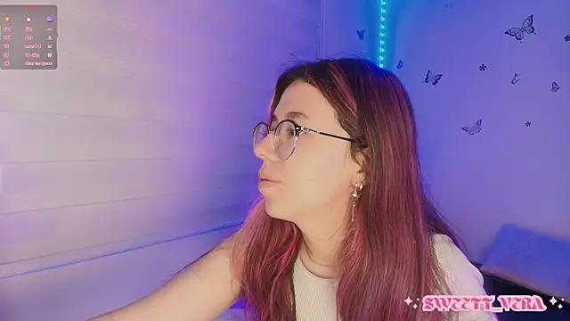 Snapshot of sweettvera chatting on 14, 11, 2025 sweettvera online show from 14, 11, 2025