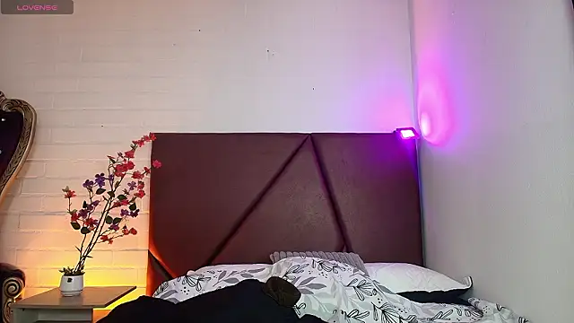 Krystal Heartss online show from 7, 3, 2026