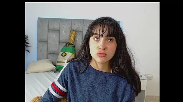 bunny cuttee online show from 5, 10, 2025
