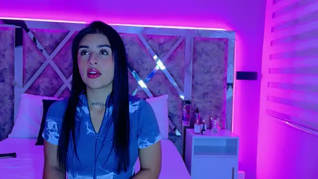 SofiaLopez   online show from 5, 10, 2025