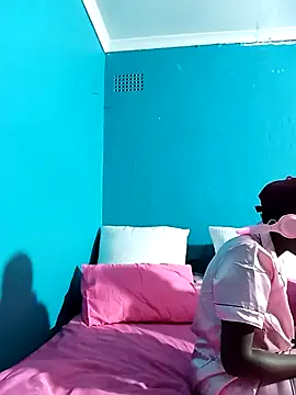 HotPetite 25 online show from 31, 1, 2026