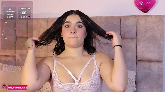 LunaOcampo  online show from 18, 12, 2025