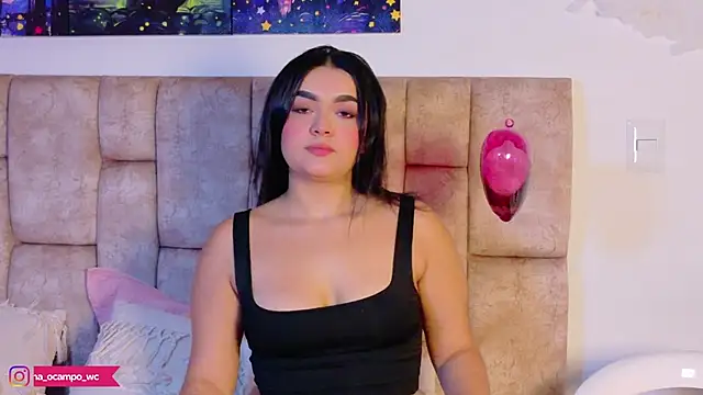 LunaOcampo  online show from 18, 1, 2026