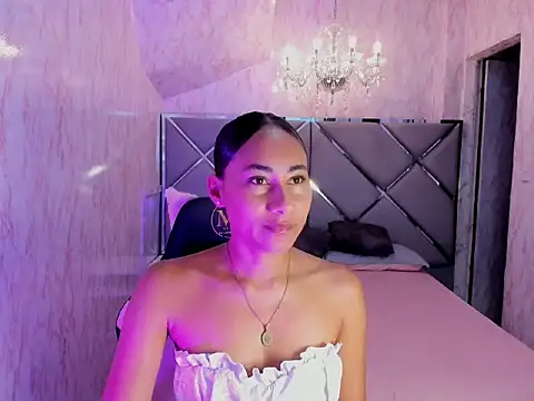 Nia imanni online show from 3, 10, 2025