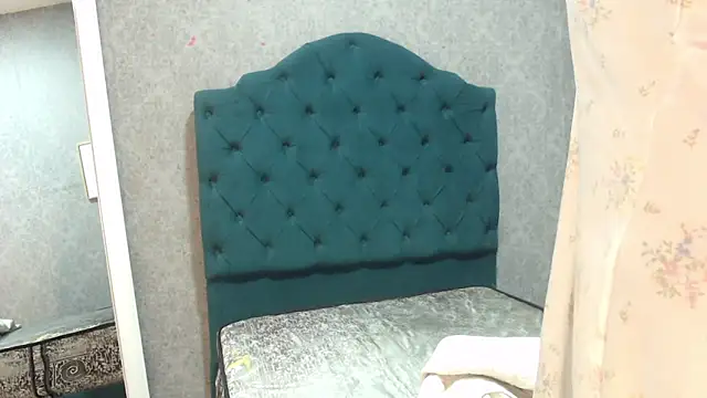 Snapshot of Vic_Taylor chatting on 21, 11, 2025 Vic Taylor online show from 21, 11, 2025