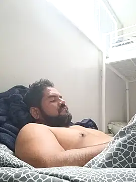 Snapshot of theking1_1 chatting on 20, 10, 2025 theking1 1 online show from 20, 10, 2025