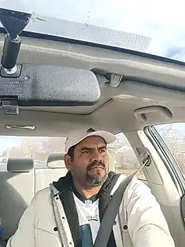 Snapshot of theking1_1 chatting on 17, 12, 2025 theking1 1 online show from 17, 12, 2025