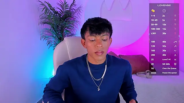 Santti  online show from 25, 10, 2025