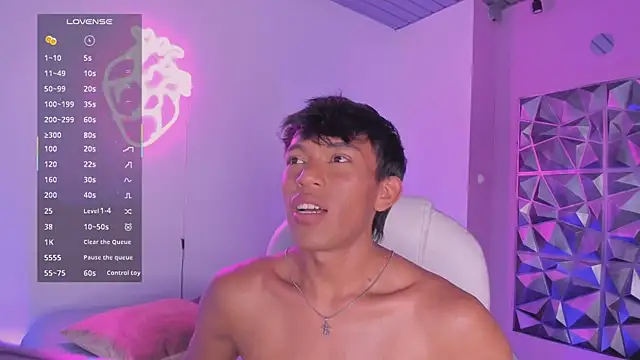 Santti  online show from 19, 11, 2025