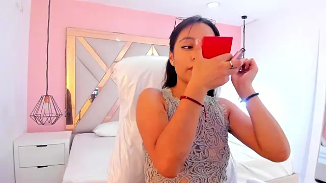 celeeste moon  online show from 23, 9, 2025