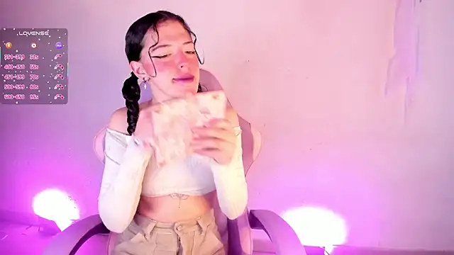 zakura Haruno online show from 24, 11, 2025