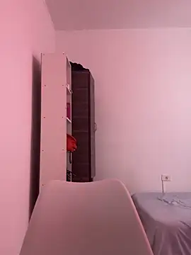 KarenG2025 online show from 19, 10, 2025