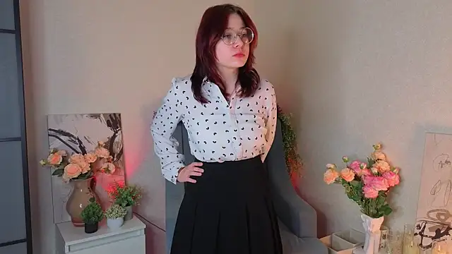 NyamNyamNyammm online show from 23, 9, 2025