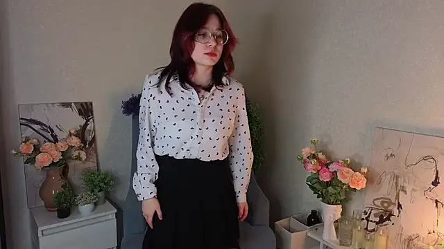 NyamNyamNyammm online show from 24, 9, 2025