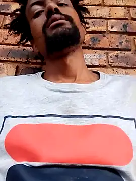 Snapshot of Goofygoody17 chatting on 2, 11, 2025 Goofygoody17 online show from 2, 11, 2025