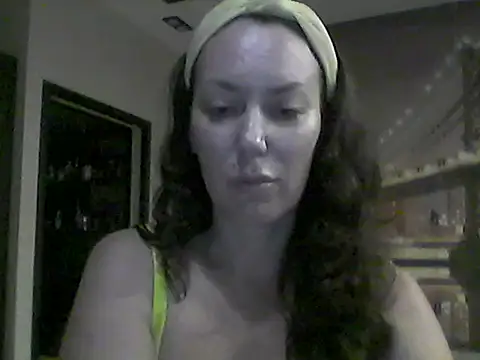 Selirine online show from 3, 10, 2025