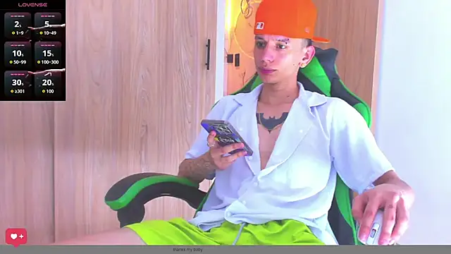 Skinny batman online show from 11, 10, 2025