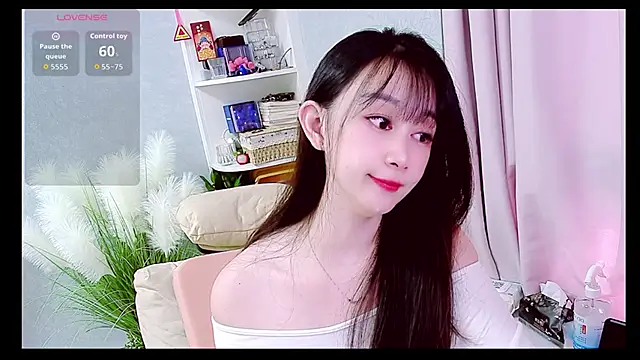 catlovesapple  online show from 9, 10, 2025