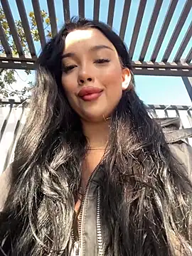 kiss Lissa online show from 3, 11, 2025