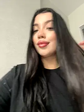 kiss Lissa online show from 6, 11, 2025