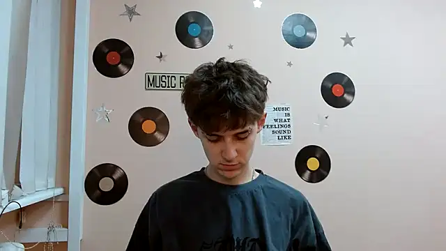 Snapshot of Hoot_Dude_ chatting on 7, 11, 2025 Hoot Dude online show from 7, 11, 2025