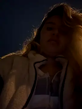 Snapshot of Violettt_hot chatting on 18, 10, 2025 Violettt hot online show from 18, 10, 2025