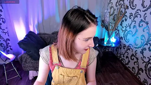 Snapshot of Rimma_Kallas chatting on 12, 11, 2025 Rimma Kallas online show from 12, 11, 2025